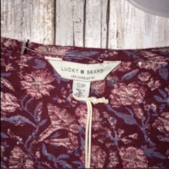 NWT Lucky Brand High Low Floral Blouse - Picture 3 of 7